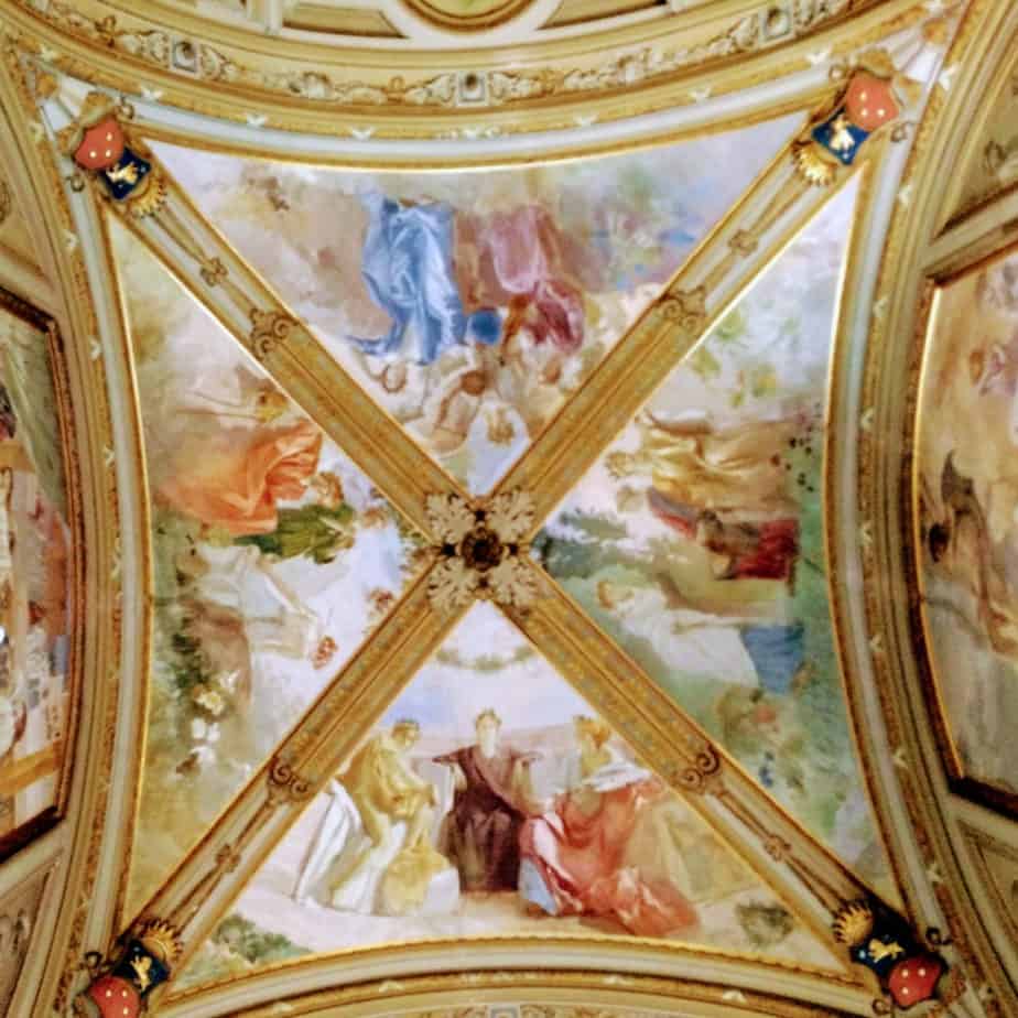 Image of frescoes on ceiling in Naples Archaeology Museum. www.captivatingcompass.com